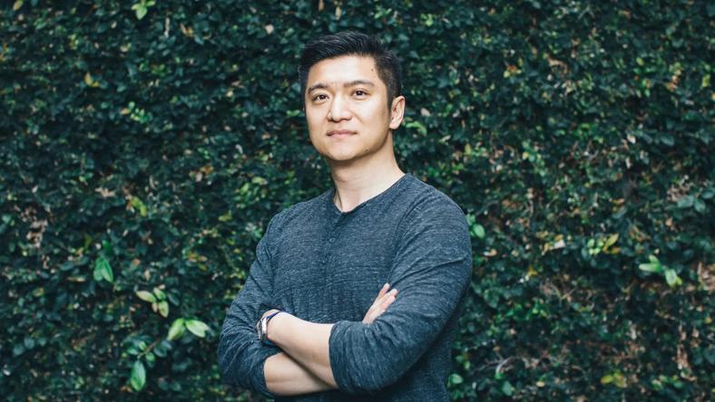 市值蒸发千亿后,要如何绝地反击?